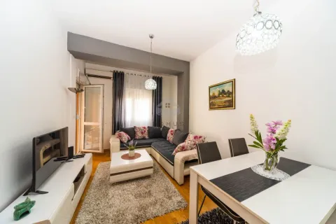 Rent, one bedroom apartment, 43m², Ljubović, Podgorica - image 2