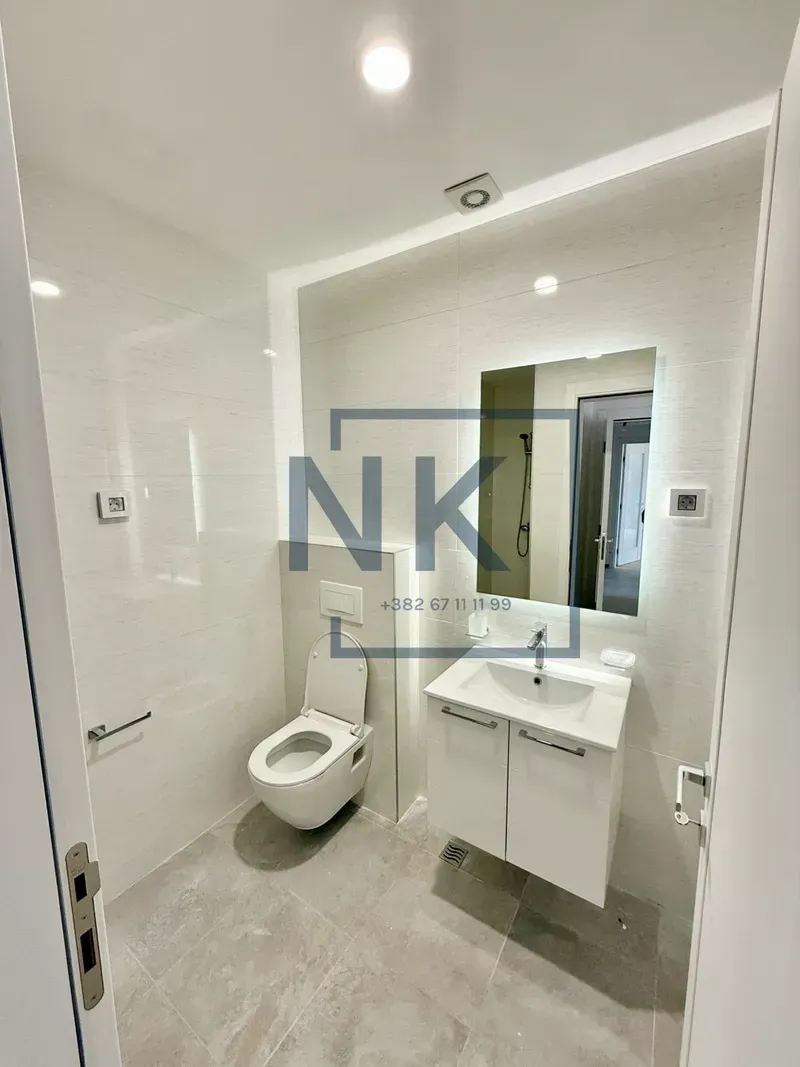 Prodaja, trosoban stan, 106m², Stari Aerodrom, Podgorica