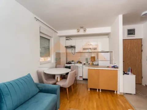 Izdavanje, jednosoban stan, 33m², Podgorica, Crna Gora - image 2