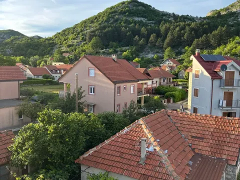 Prodaja, jednosoban stan, 700m², Centar, Cetinje - image 5