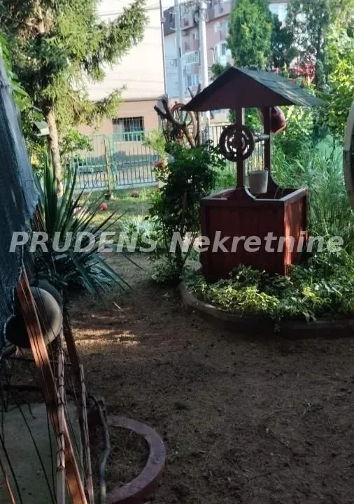 Prodaja, kuća, 220m², Altina, Beograd