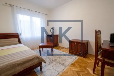 Prodaja, trosoban stan, 128m², Stari Aerodrom, Podgorica - image 15