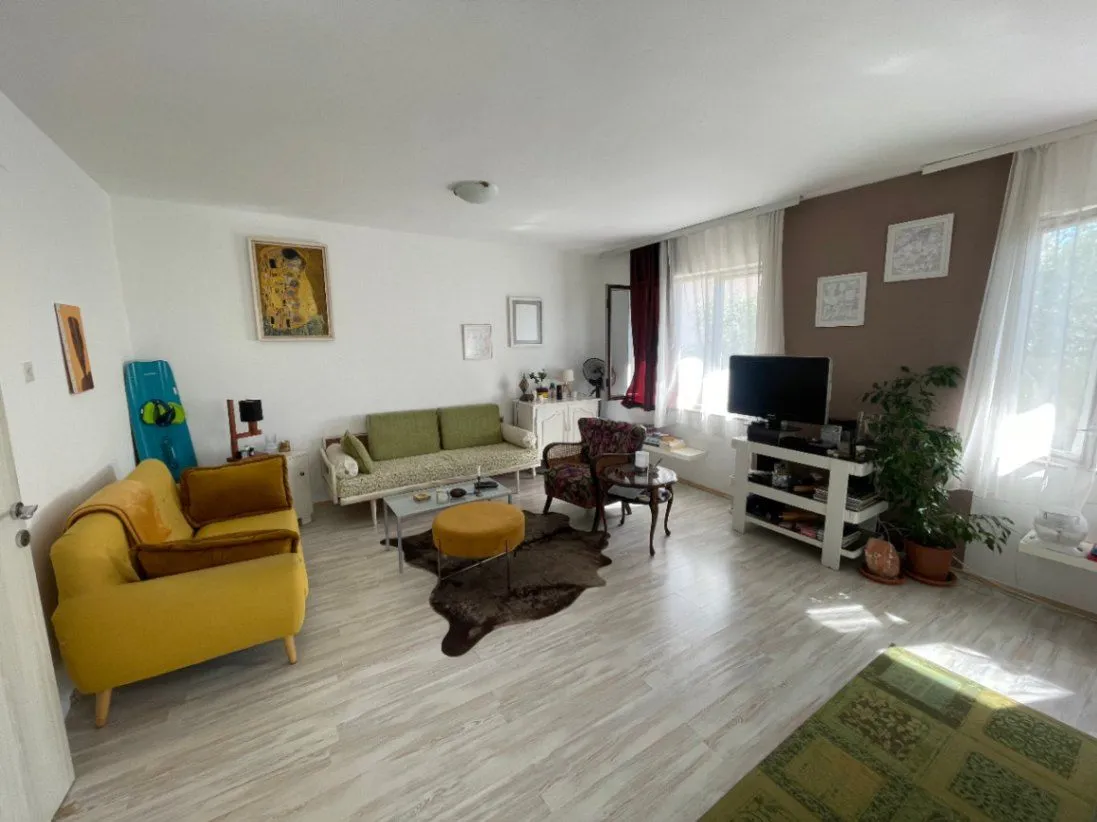 Izdavanje, kuća, 145m², Dobre Vode, Bar