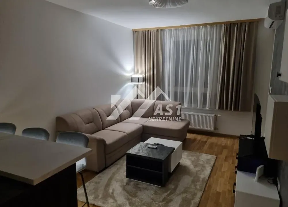 Izdavanje, dvosoban stan, 40m², Stari Majur, Petrovaradin