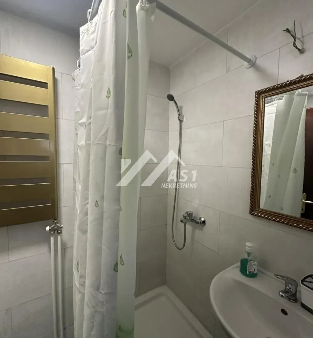 Rent, three bedroom apartment, 65m², Grbavica, Novi Sad Sve Podlokacije