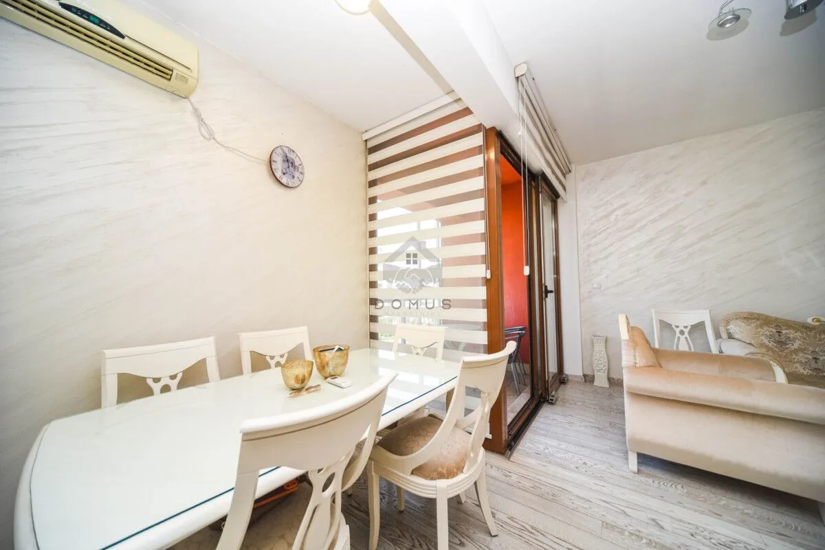 Izdavanje, trosoban stan, 95m², Preko Morače, Podgorica