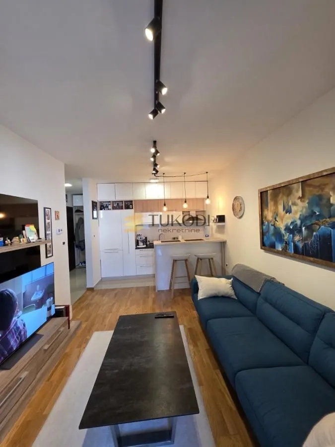 Prodaja, jednosoban stan, 44m², Sajmište, Novi Sad
