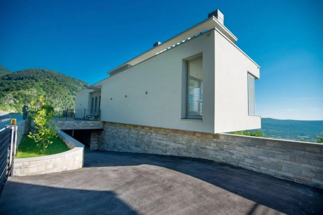 Prodaja, kuća, 320m², Kotor, Crna Gora