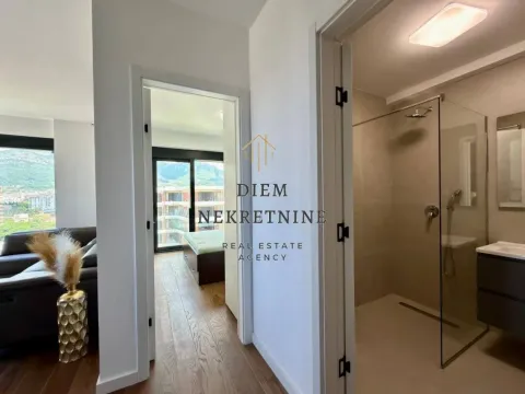 Rent, one bedroom apartment, 49m², Centar, Bar - image 8