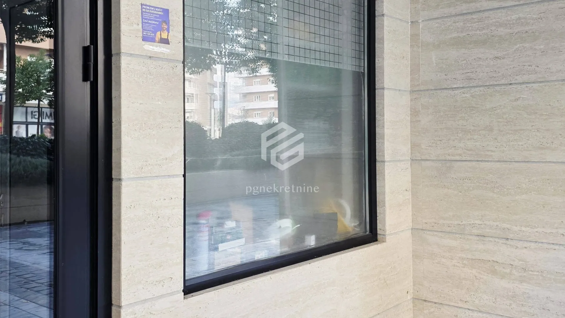 Sale, office space, 3m², Central Point, Podgorica