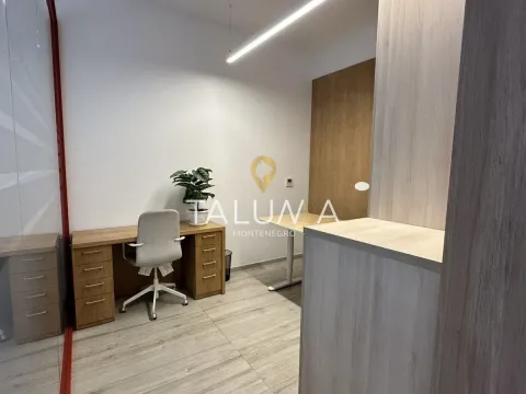 Izdavanje, poslovni prostor, 93m², City Kvart, Podgorica - image 5