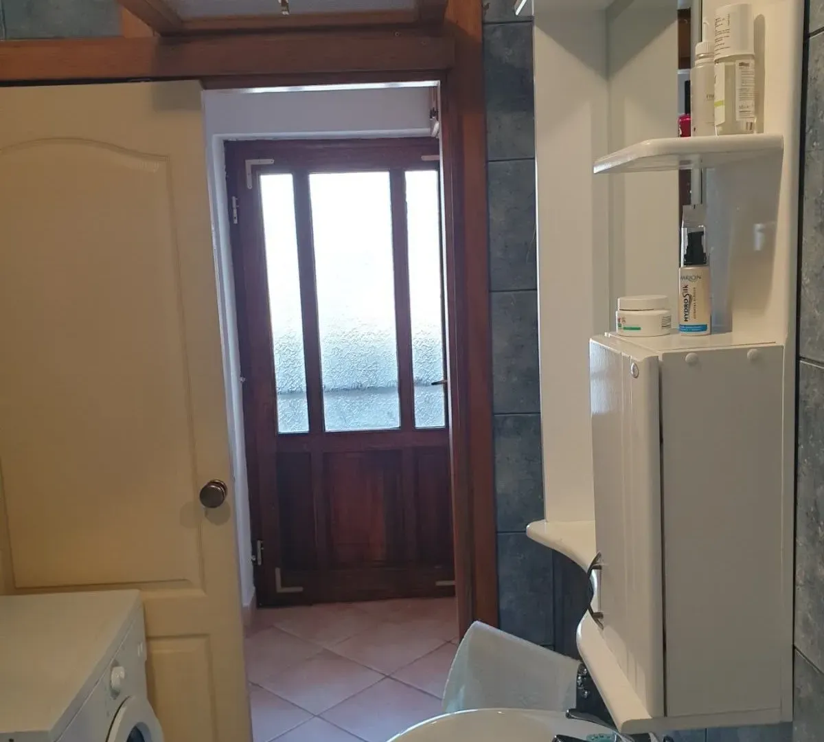 Izdavanje, jednosoban stan, 50m², Seljanovo, Tivat