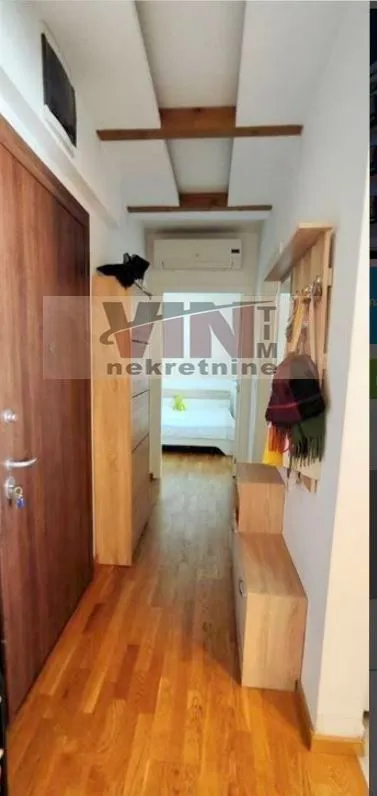 Prodaja, dvosoban stan, 58m², Zemun Centar, Zemun Sve Podlokacije