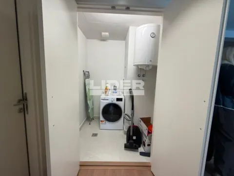 Izdavanje, dvosoban stan, 59m², Savski Venac, Beograd - image 13