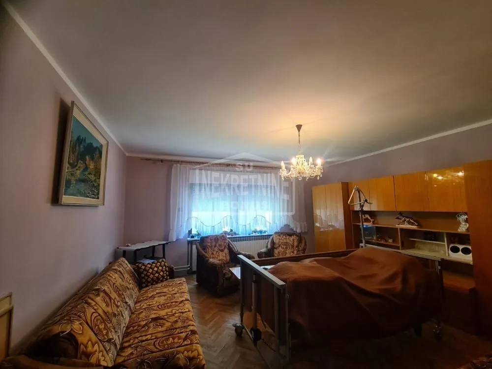 Prodaja, kuća, 400m², Aleksandrovo, Subotica