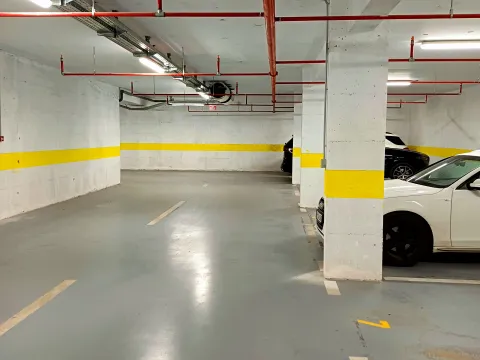 Rent, parking/garage, 13m², Zabjelo, Podgorica - image 1