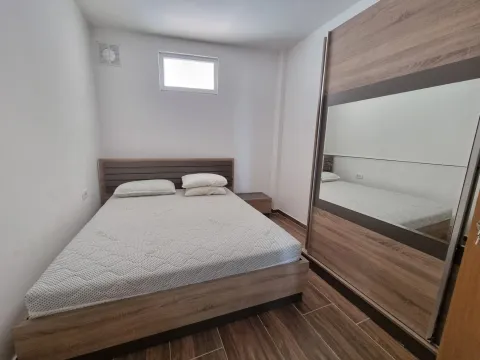 Izdavanje, jednosoban stan, 61m², Bečići, Budva - image 9