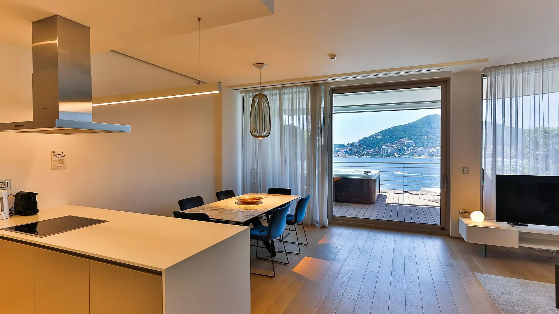 Rent, two bedroom apartment, 138m², Dukley Gardens, Budva