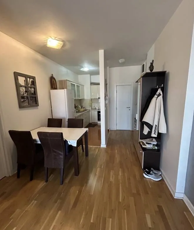 Rent, three bedroom apartment, 72m², Karaburma, Palilula Sve Podlokacije