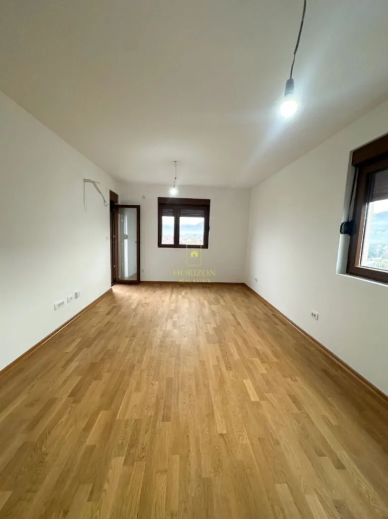 Prodaja, dvosoban stan, 56m², Stari Aerodrom, Podgorica