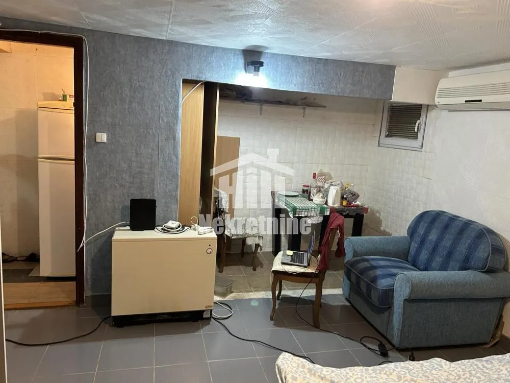 Prodaja, jednosoban stan, 25m², Zemun Sve Podlokacije, Beograd