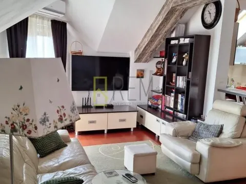 Prodaja, trosoban stan, 87m², Stari Aerodrom, Podgorica - image 4