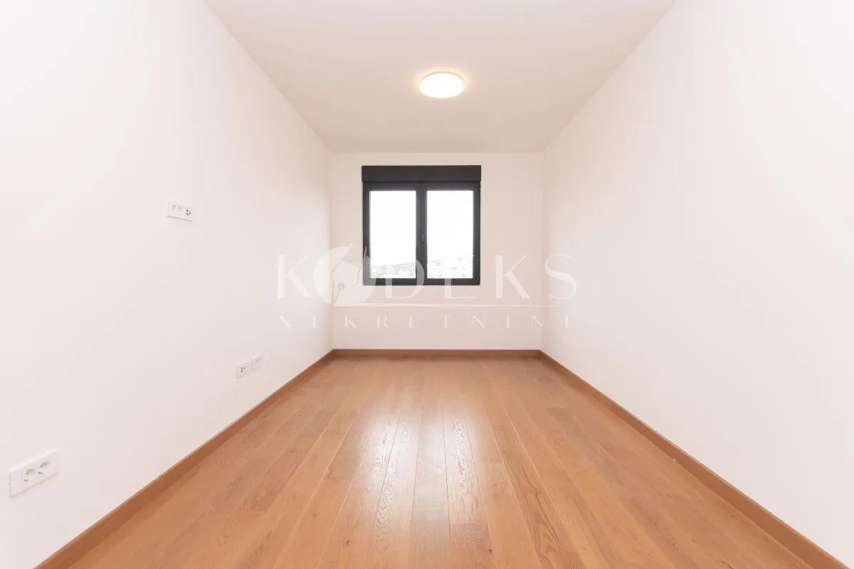 Rent, two bedroom apartment, 72m², City Kvart, Podgorica