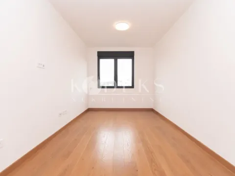 Rent, two bedroom apartment, 72m², City Kvart, Podgorica - image 11