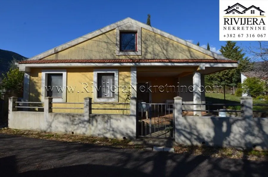 Prodaja, kuća, 66m², Sutorina, Herceg Novi