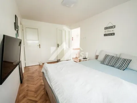 Izdavanje, kuća, 100m², Mišeluk, Petrovaradin - image 9