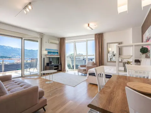 Sale, two bedroom apartment, 75m², Budva, Crna Gora - image 23