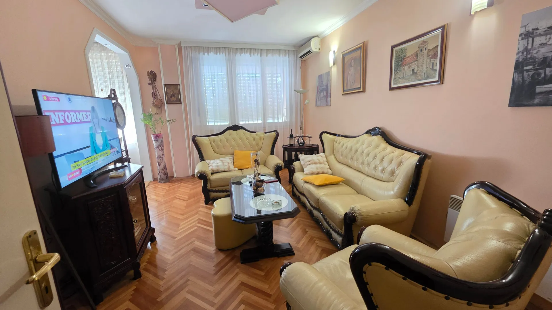 Prodaja, dvosoban stan, 76m², Centar, Podgorica