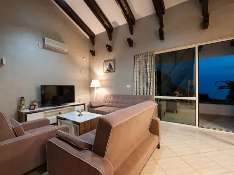 Rent, house, 250m², Sveti Stefan, Budva - image 9