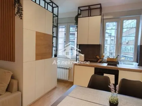 Rent, apartment, 35m², Skadarlija, Beograd - image 3