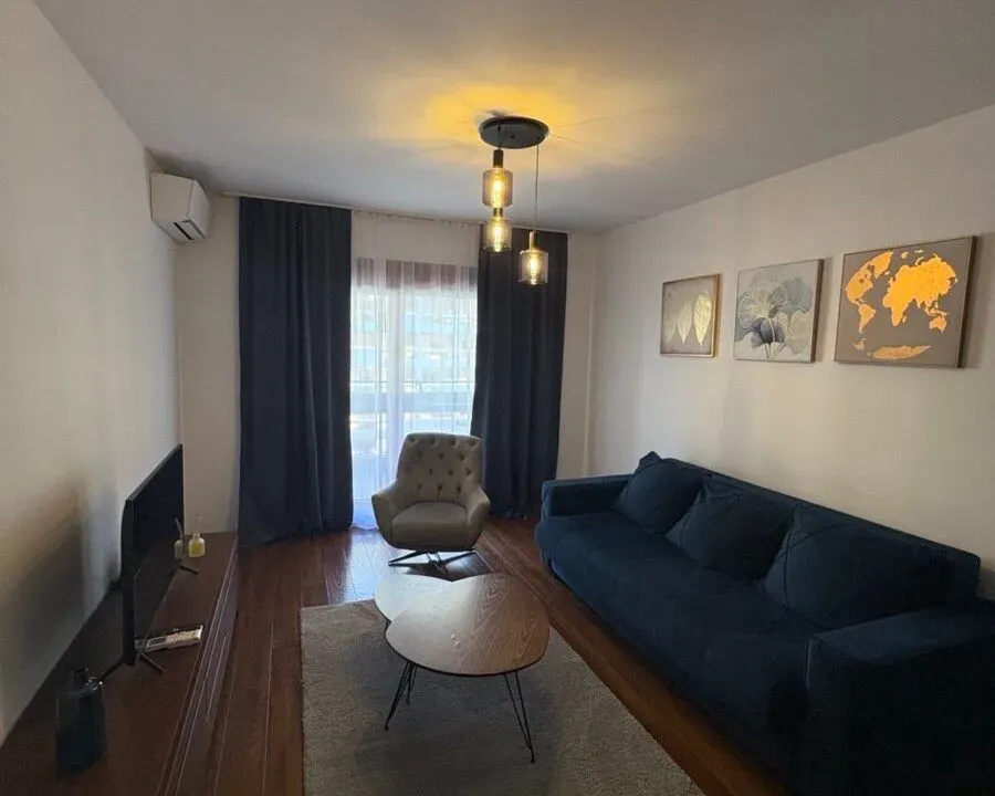 Izdavanje, jednosoban stan, 50m², Master Kvart, Podgorica