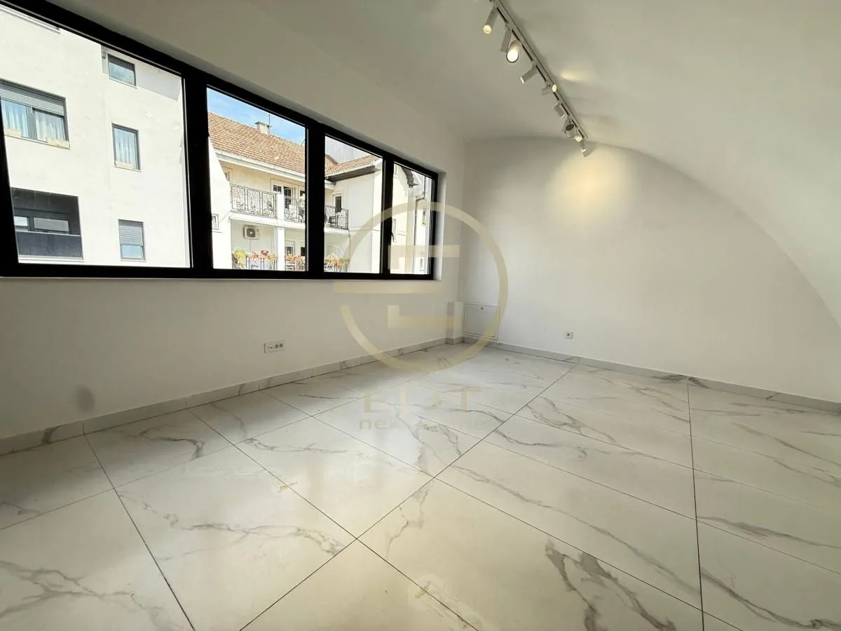 Rent, office space, 126m², Novi Sad Sve Podlokacije, Novi Sad