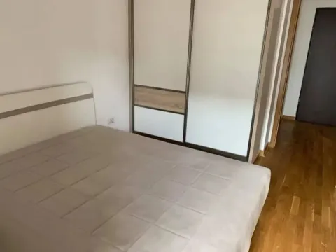 Izdavanje, jednosoban stan, 45m², City Kvart, Podgorica - image 4