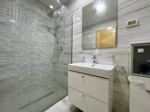 Rent, three bedroom apartment, 95m², Preko Morače, Podgorica - image 4