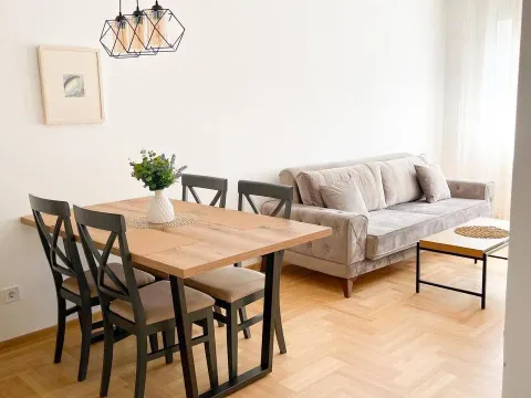 Rent, one bedroom apartment, 48m², Golubovina, Budva - image 1