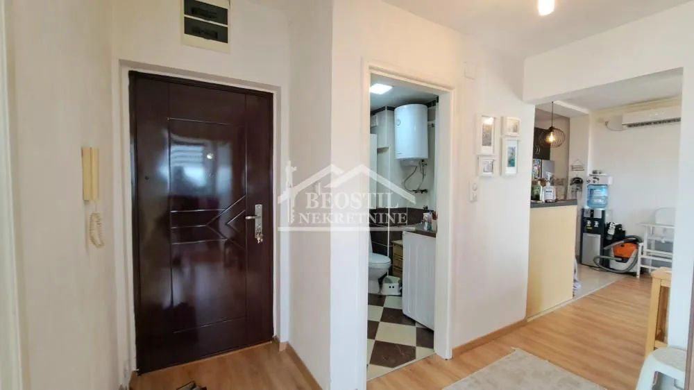 Sale, three bedroom apartment, 60m², Zvezdarska Šuma, Zvezdara Sve Podlokacije