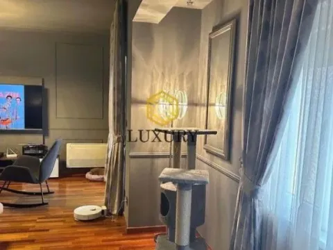 Prodaja, trosoban stan, 110m², City Kvart, Podgorica - image 2