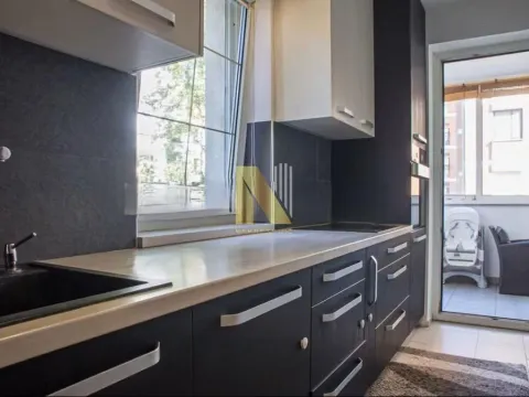 Izdavanje, trosoban stan, 82m², Novo naselje, Novi Sad - image 9