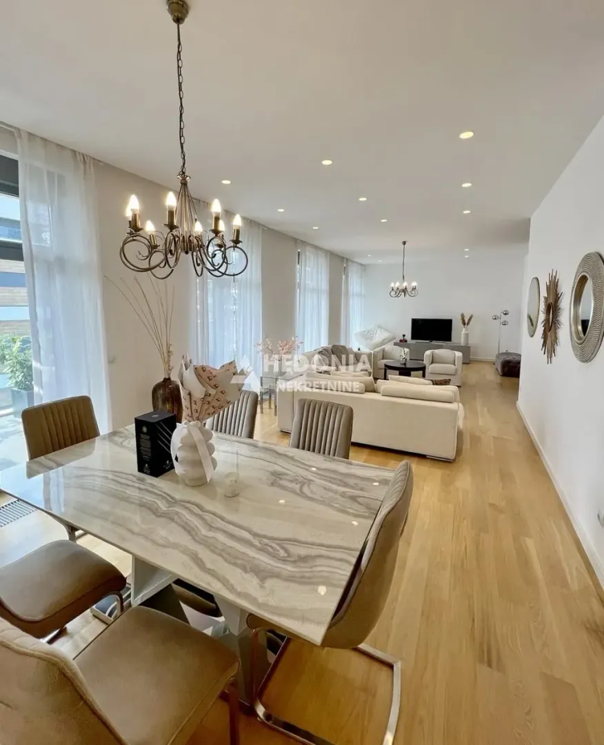 Izdavanje, trosoban stan, 205m², Novi Beograd Blok 65, Novi Beograd Sve Podlokacije