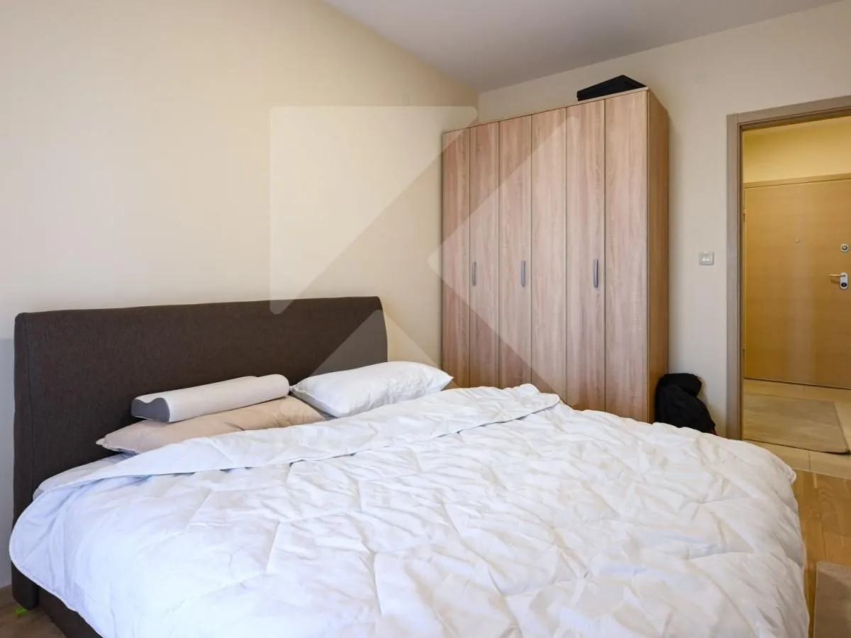 Izdavanje, jednosoban stan, 46m², City Kvart, Podgorica