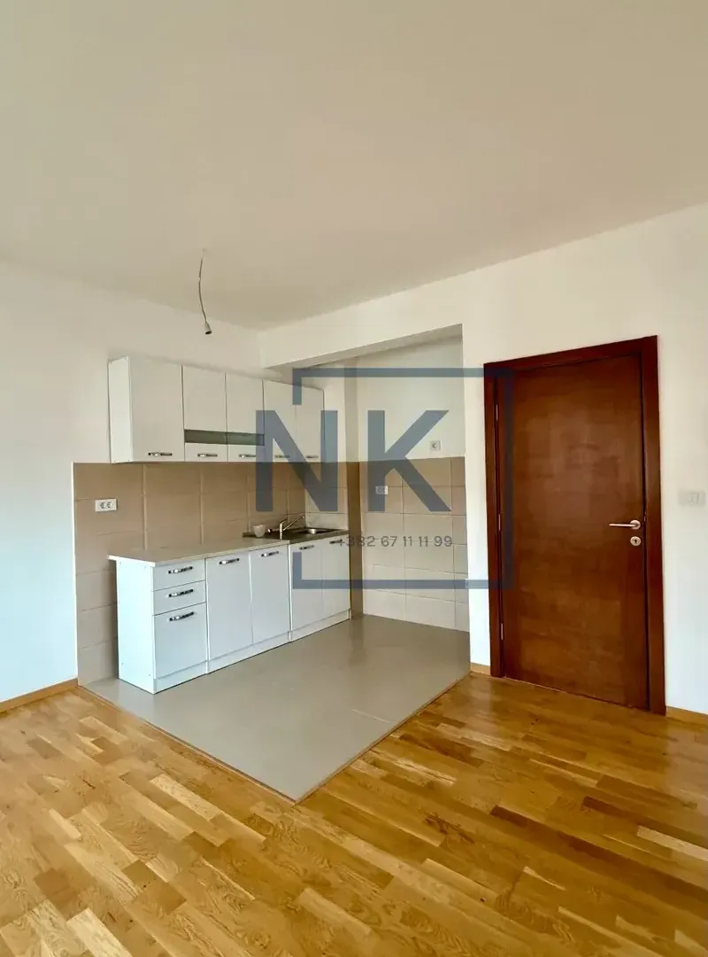Prodaja, dvosoban stan, 73m², Tuški Put, Podgorica