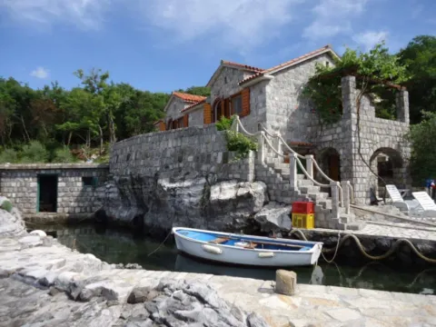 Stan na dan, kuća, 35m2, Kakrc, Tivat Stan na dan, kuća, 35m2, Kakrc, Tivat