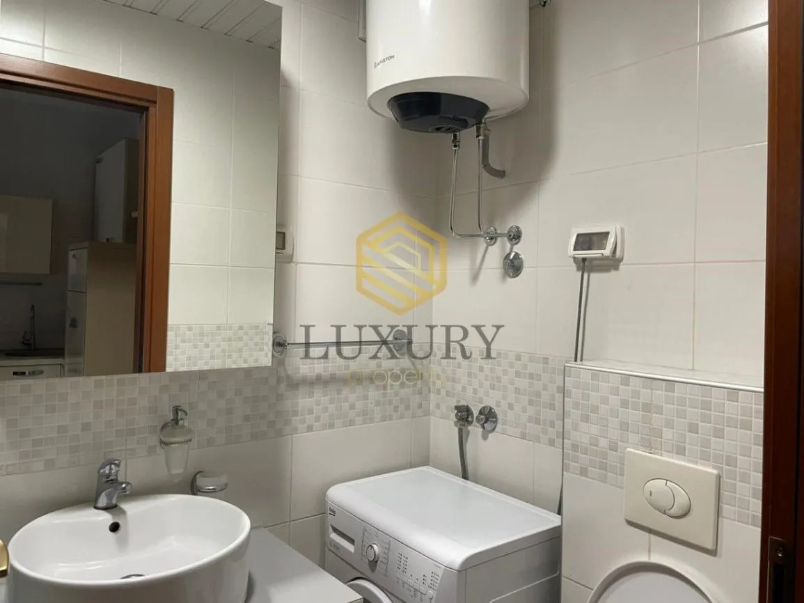 Rent, studio apartment, 35m², City Kvart, Podgorica