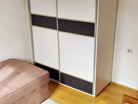 Izdavanje, dvosoban stan, 70m², Gornja Gorica, Podgorica - image 10