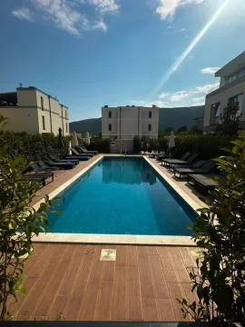 Izdavanje, kuća, 165m², Lastva Grbaljska, Kotor - image 23
