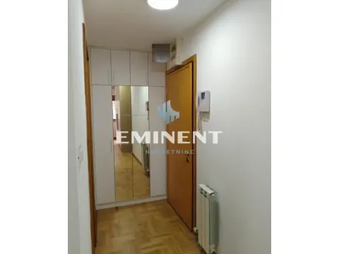 Rent, one bedroom apartment, 27m², Voždovac Sve Podlokacije, Beograd - image 4